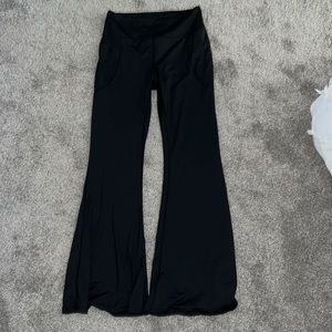 Flare yoga pants (BRAND NEW)